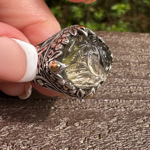 Intricate Sterling Silver 925 and 18K Carved Topaz  Ring - Picture 3 of 9